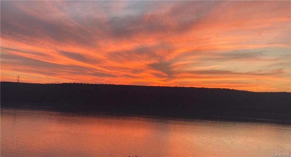 Riverwatch on Hudson unit 14B, Yonkers, NY 10701 - photo 1