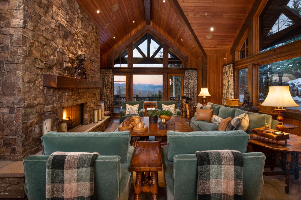 2916Daybreak_SunsetLivingRoom