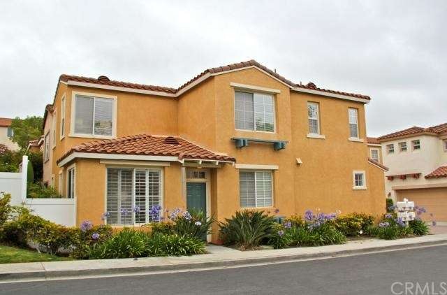 Move in ready!!  1400+ SF home near beautiful Soka