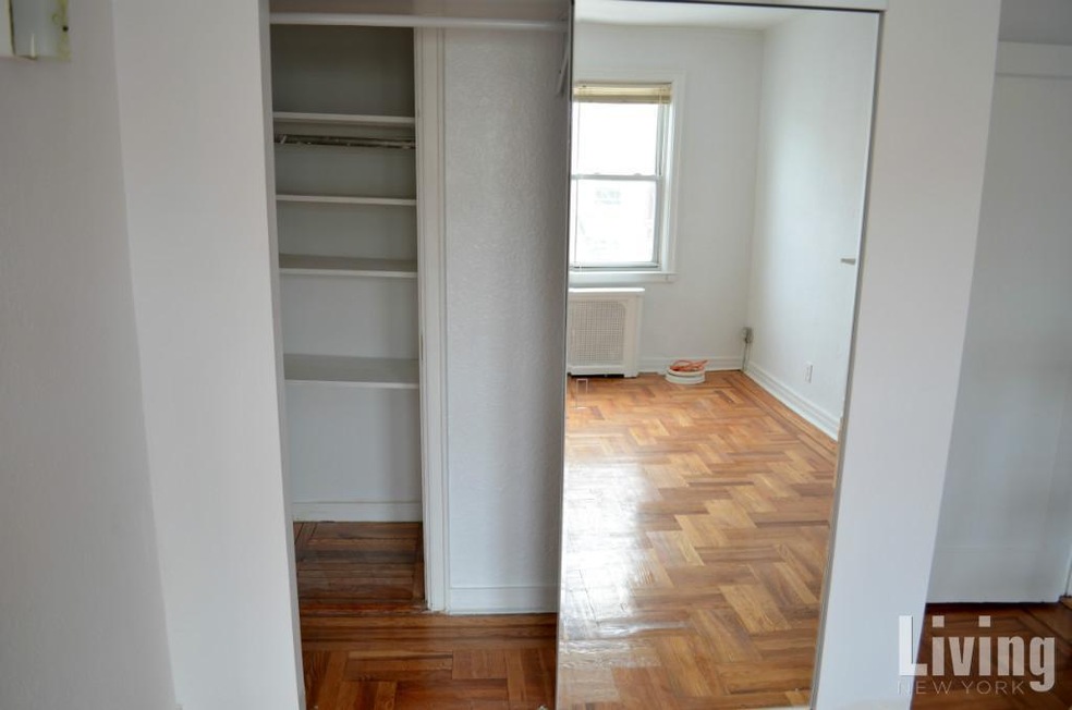 32-58 47th St unit 3, Long Island City, NY 11103 - photo 1