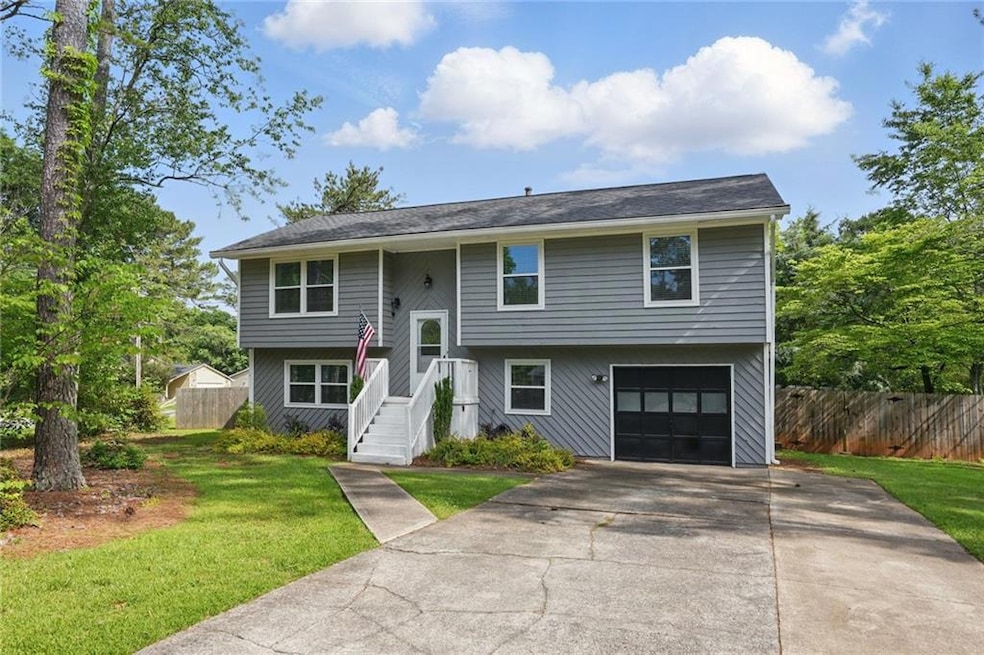 East Cobb 4 Bedroom Home!