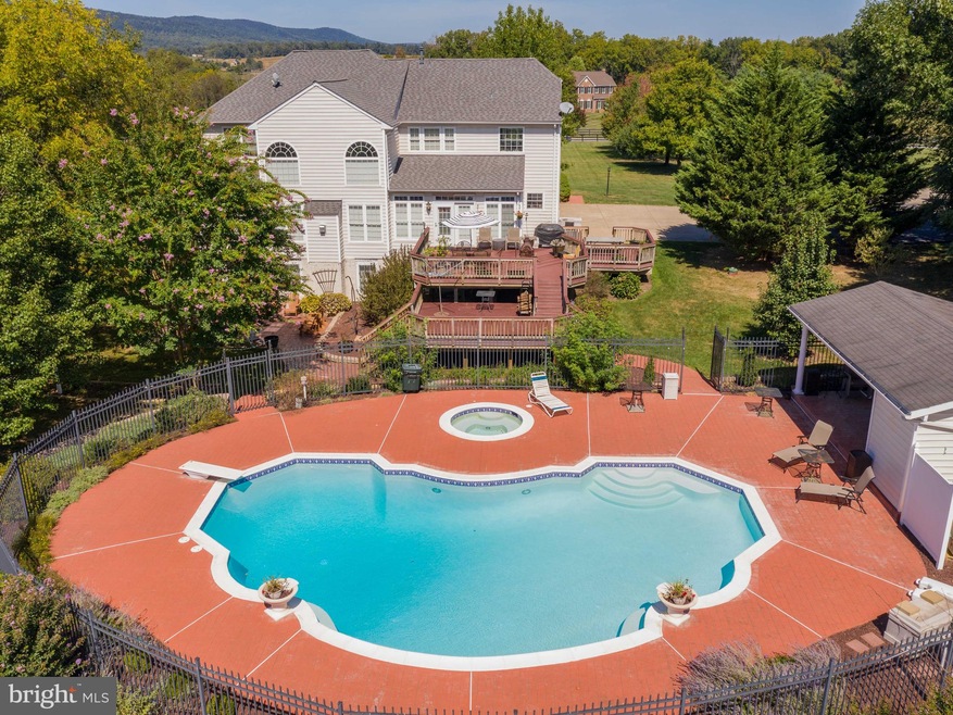 37575 Chartwell Ln, Purcellville, VA 20132 - photo 1