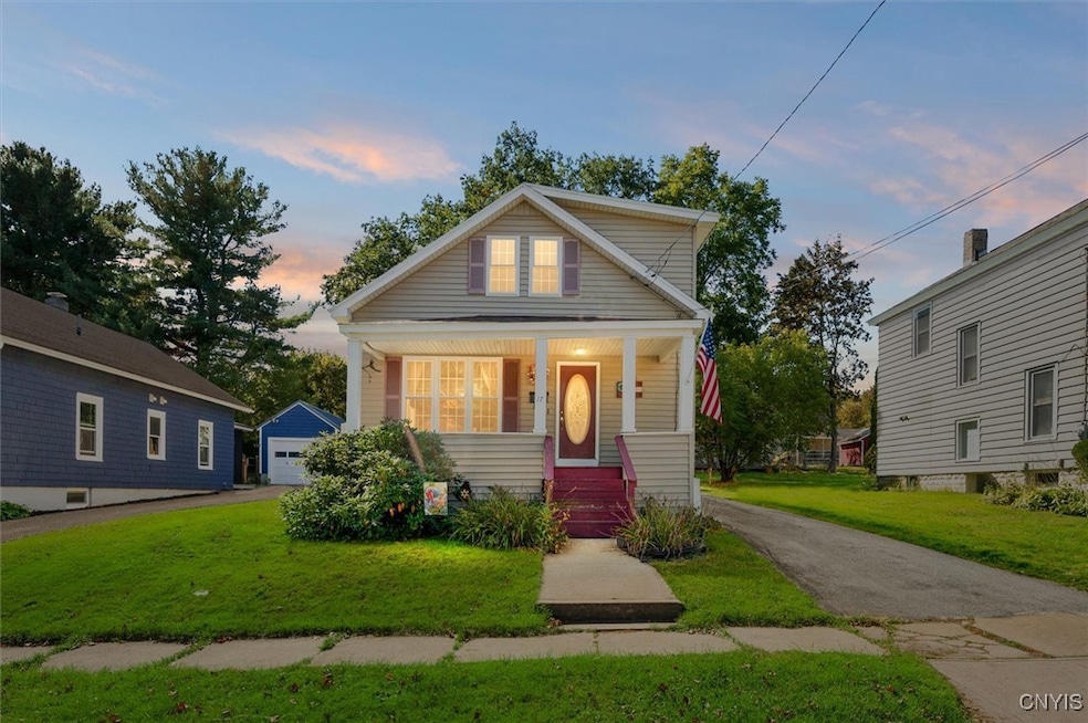 17 Wagner Ave, Whitesboro, NY 13492 - photo 1