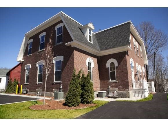 14 Knight St unit 2, Concord, NH 03301 - photo 1