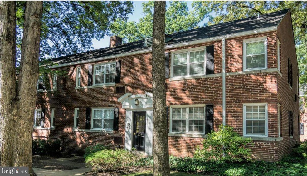 208 N Trenton St unit 2082, Arlington, VA 22203 - photo 1