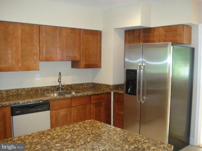 1308 Van Buren Dr, Fort Washington, MD 20744 - photo 1