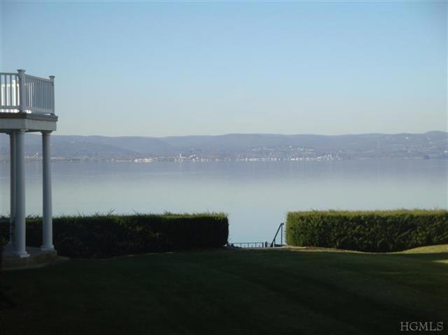 709 Half Moon Bay Dr, Croton On Hudson, NY 10520 - photo 1