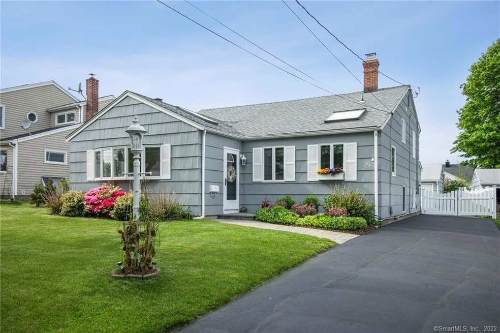 80 Maureen St, Stratford, CT 06615 - photo 1