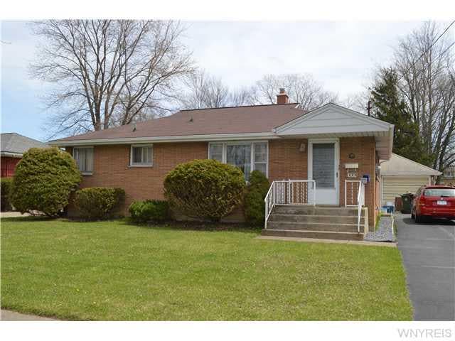177 Homestead Dr, North Tonawanda, NY 14120 - photo 1