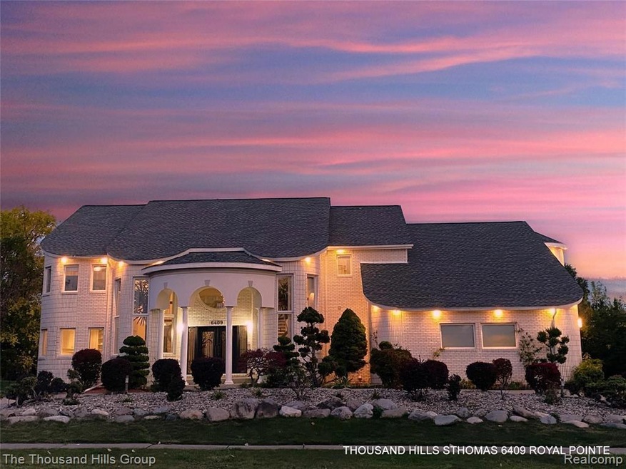 6409 Royal Pointe.jpg