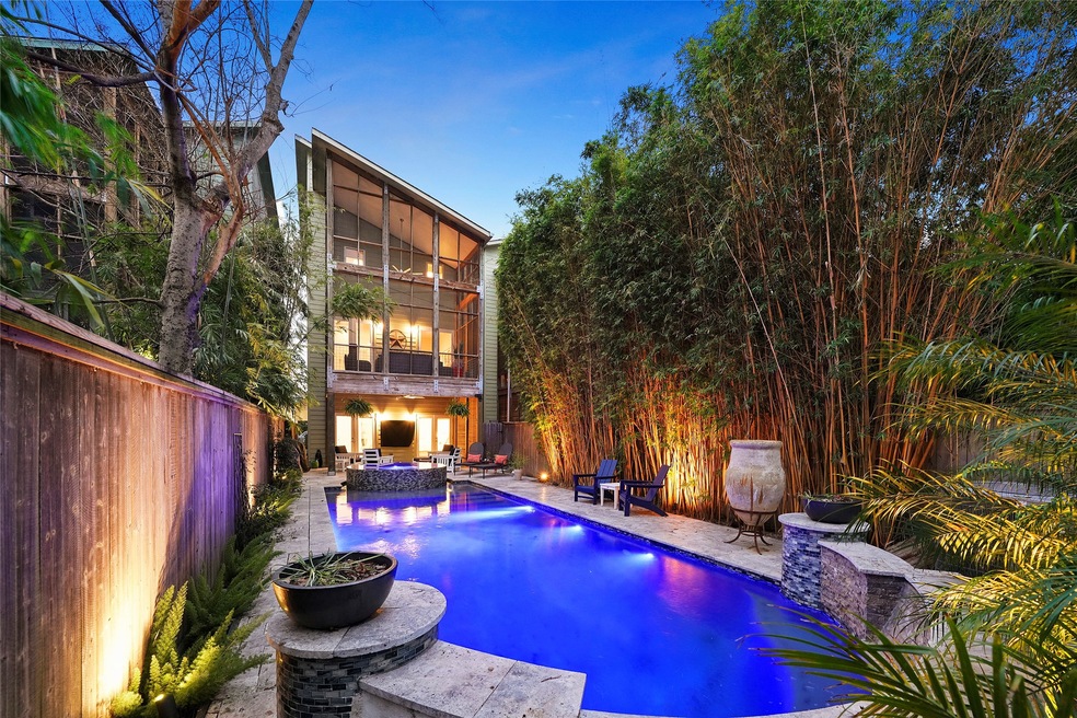 524 W 26th St, Houston, TX 77008 - photo 1