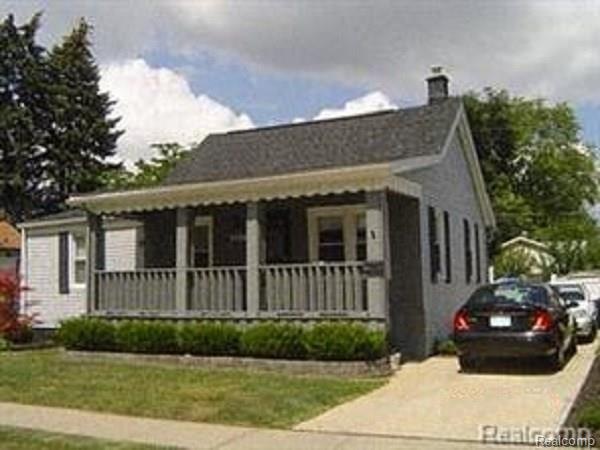 7067 Maxwell - front of home.jpeg