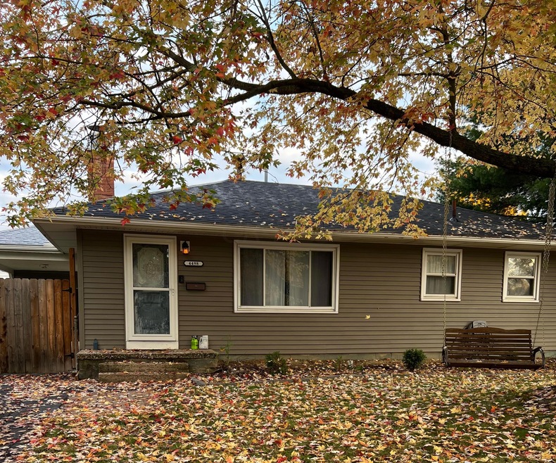 4498 Amesbury Rd, Columbus, OH 43227 - photo 1