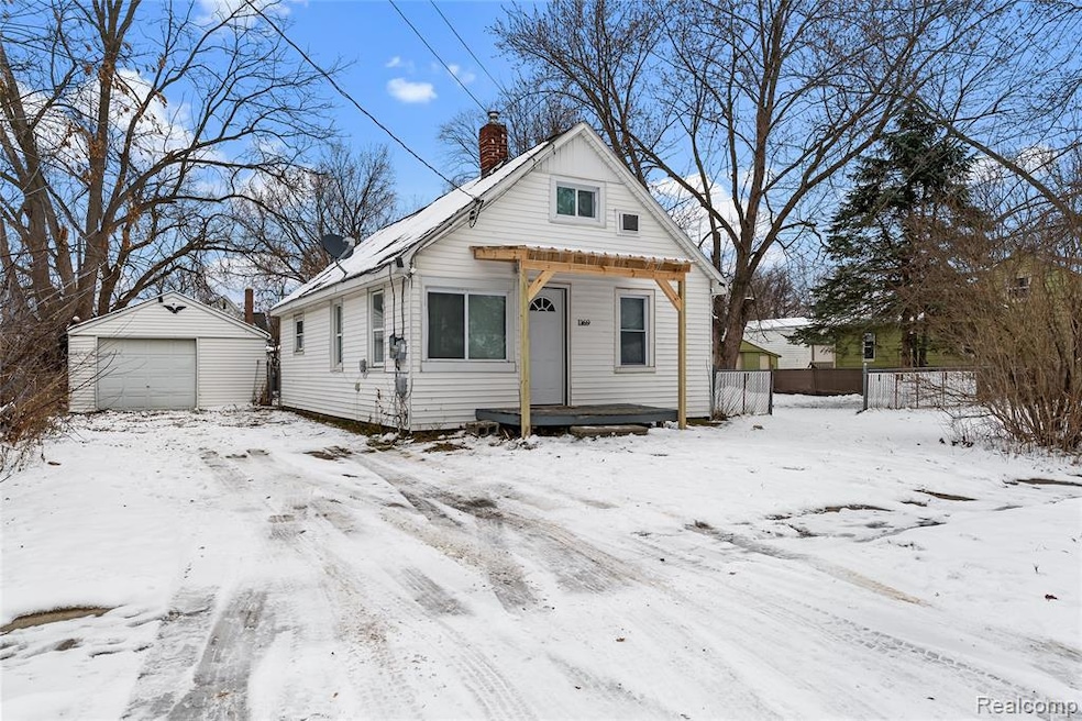 1169 Carman St, Burton, MI 48529 - photo 1