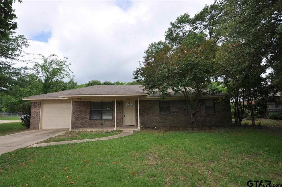 713 S Boyd St, Lindale, TX 75771 - photo 1