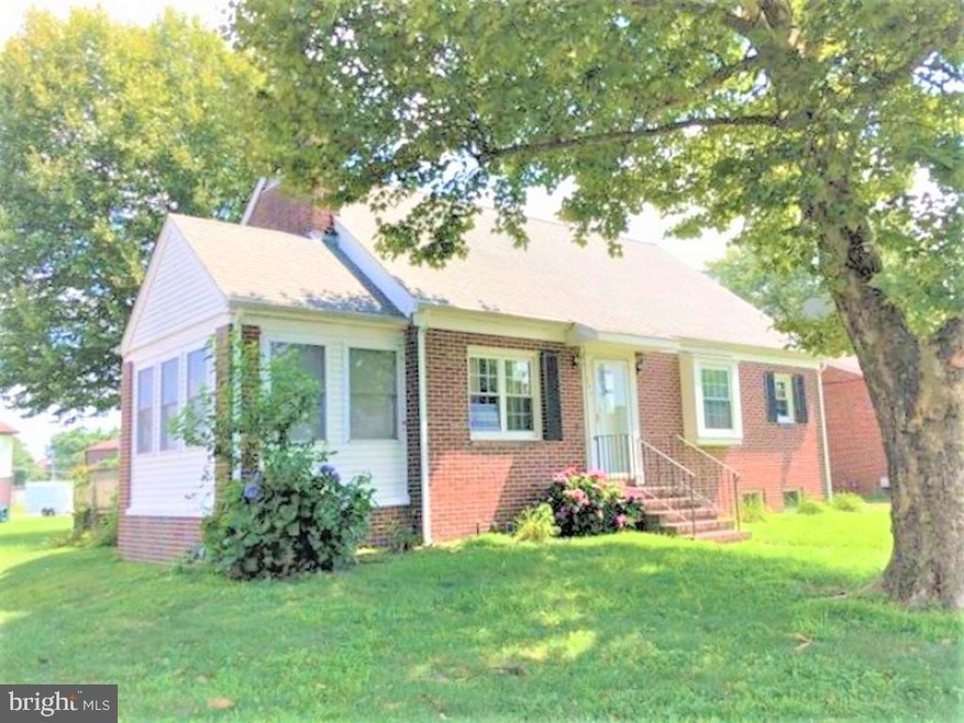 341 N Broad St, Penns Grove, NJ 08069 - photo 1