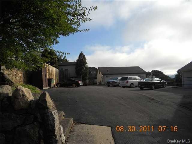 17 Prospect St unit 11, Highland Falls, NY 10928 - photo 1