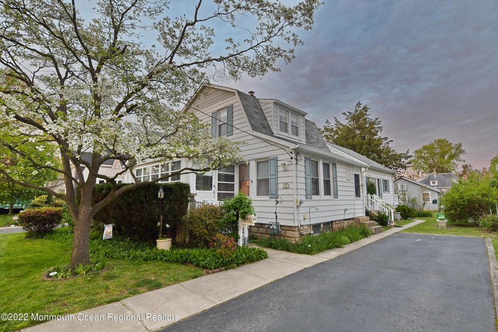 30 Pearce Ave