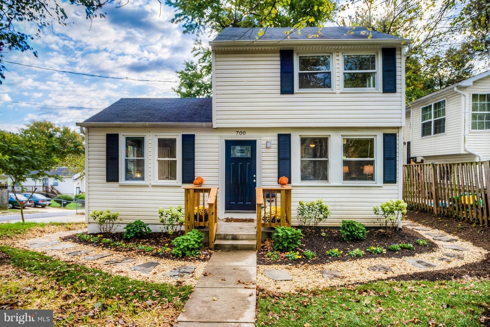 700 Mentor Ave, Capitol Heights, MD 20743 - photo 1