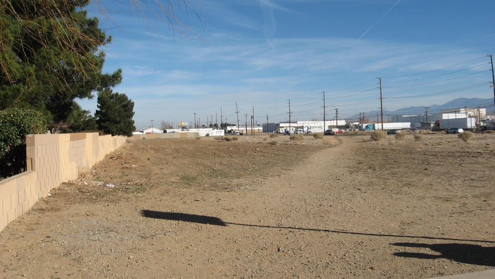 0 Avenue R 5th St E, Palmdale, CA 93550 - photo 1