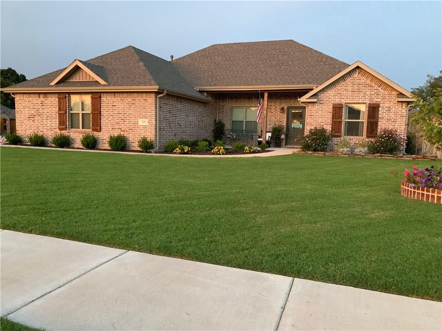 760 Captain Hopkins St, Prairie Grove, AR 72753 - photo 1