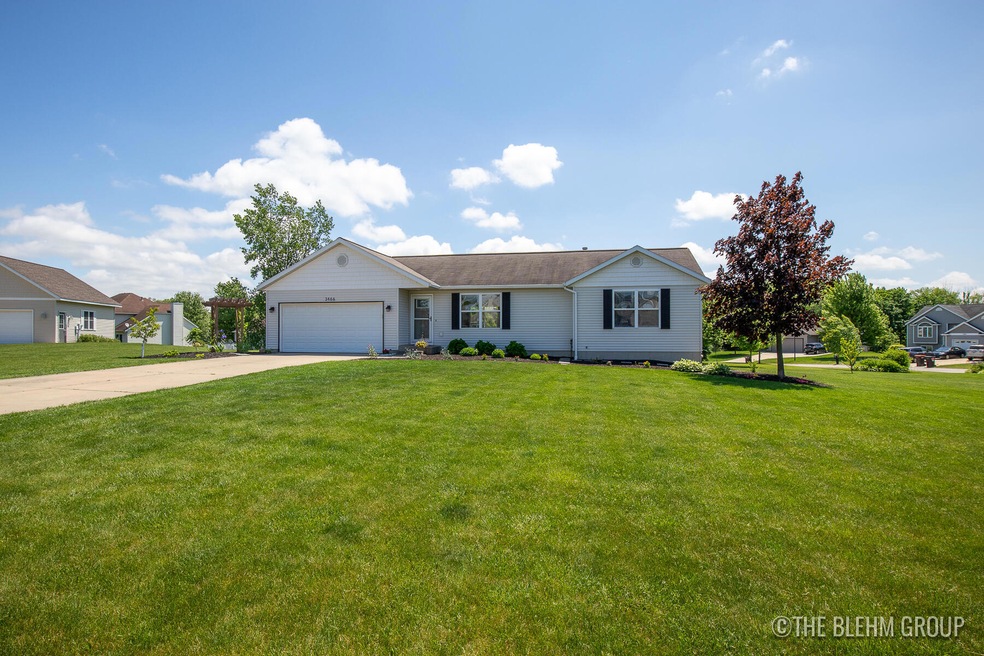 3466 E Red Clover Ln-1