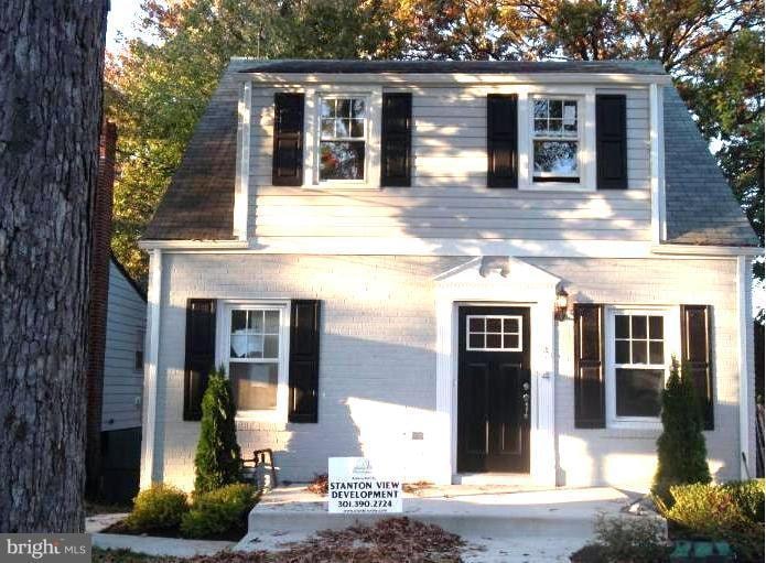 5044 Hanna Place SE, Washington, DC 20019 - photo 1