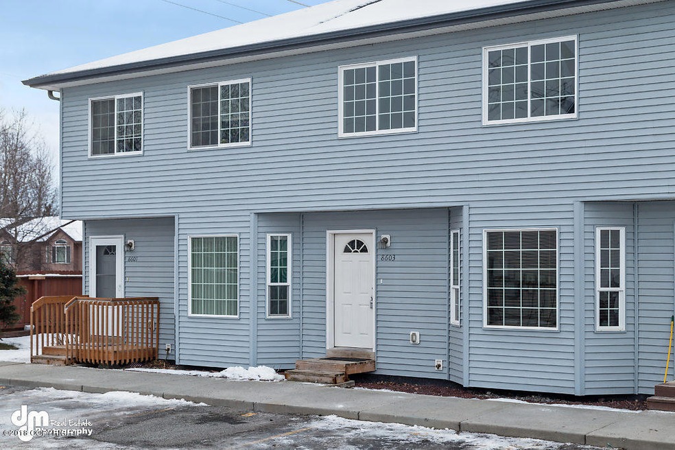 Exterior 9886-SMALL