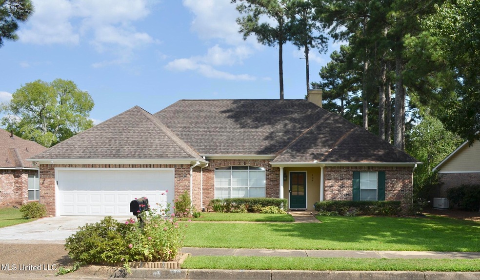 404 Forest Lane