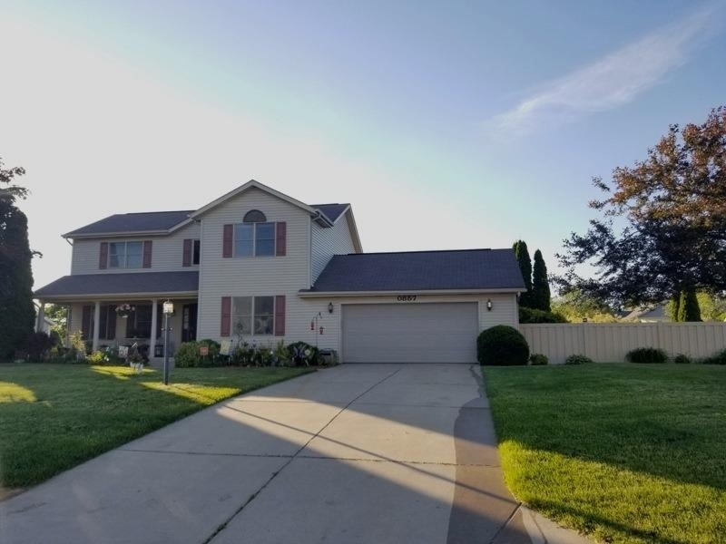 857 E Remington Square, La Porte, IN 46350 - photo 1