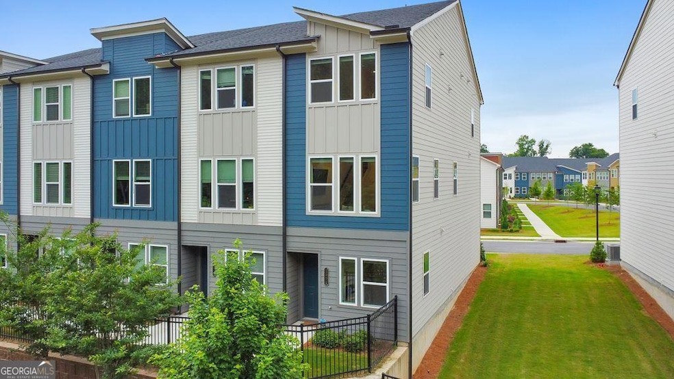 For Rent $2,400/month