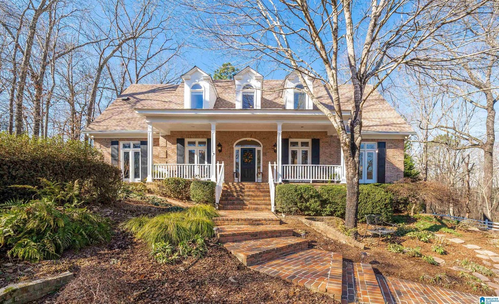 Beautiful private lot in a cul de sac