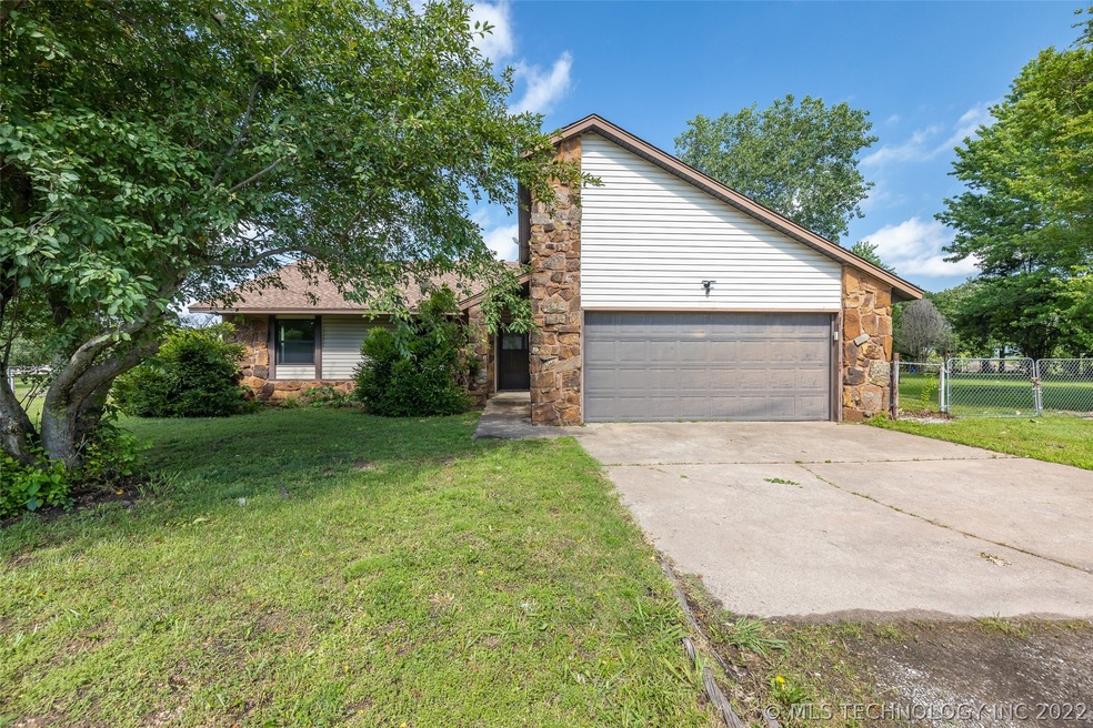 6522 S 120th West Ave, Sapulpa, OK 74066 - photo 1