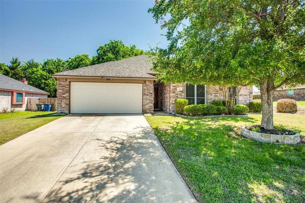 106 Enchanted Forest Dr, Wylie, TX 75098 - photo 1