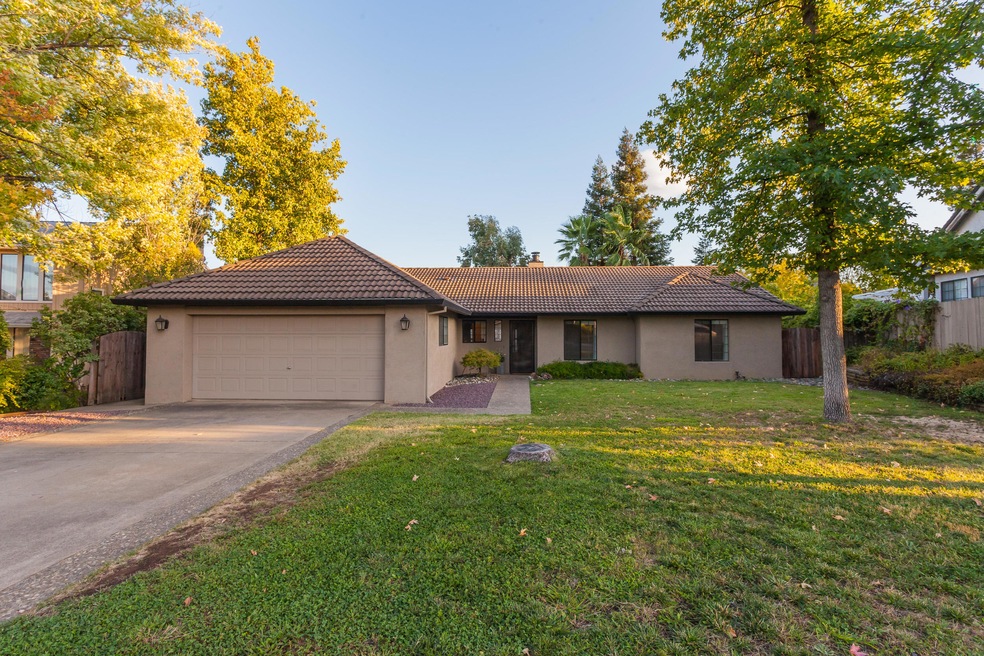 3885Appalachian-CatherineMichael-MLS-15