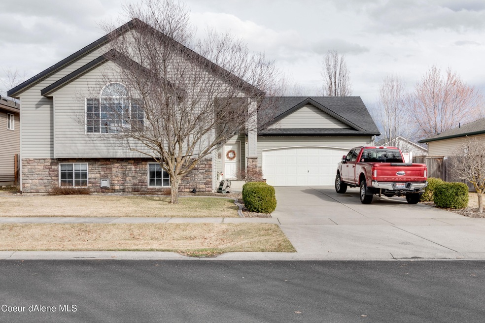 2493 Sparrow Loop-1