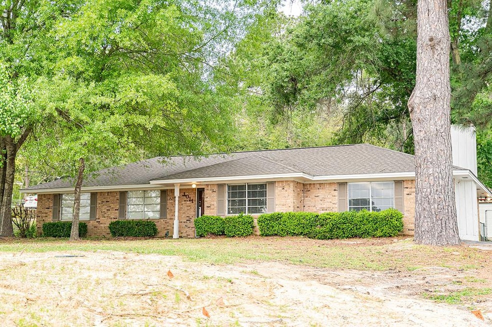 1011 SW Stallings Dr, Nacogdoches, TX 75964 - photo 1