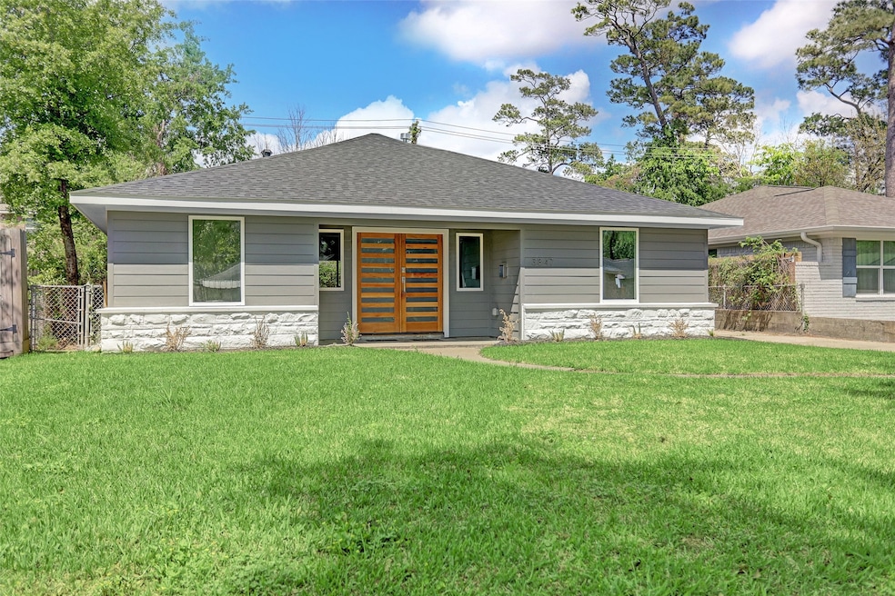 3847 Arbor St, Houston, TX 77004 - photo 1