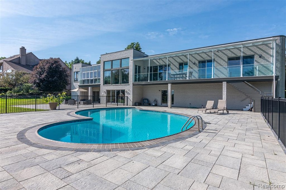 2085 Lone Pine Rd-12.jpg