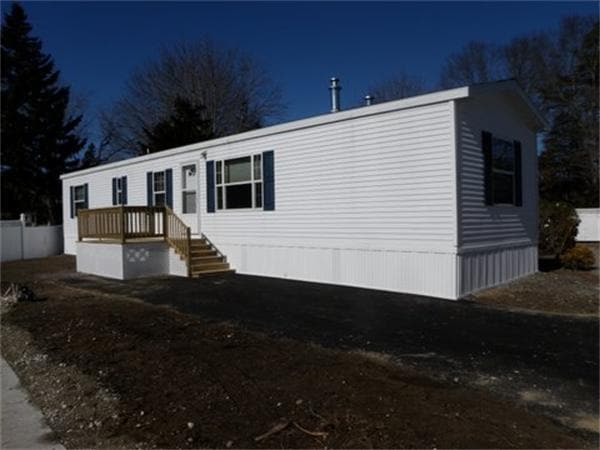 8 Swifts Beach Rd unit 9, Wareham, MA 02571 - photo 1