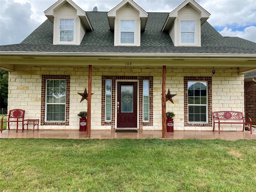104 Harmony Cir, Weatherford, TX 76087 - photo 1