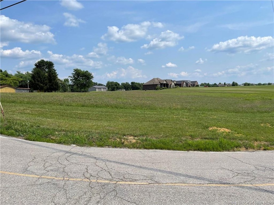 8860 Starlight Rd, Floyds Knobs, IN 47119 - photo 1