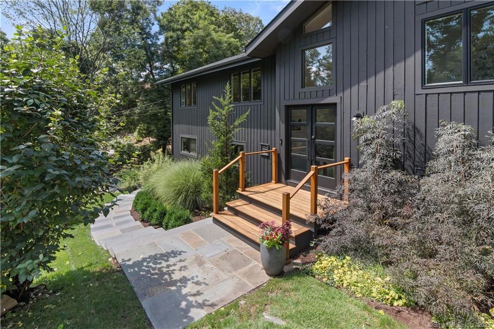 Sold $1,650,000 • Co-Listing Agent