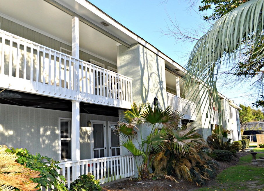 18006206-Sullivan's Island 13