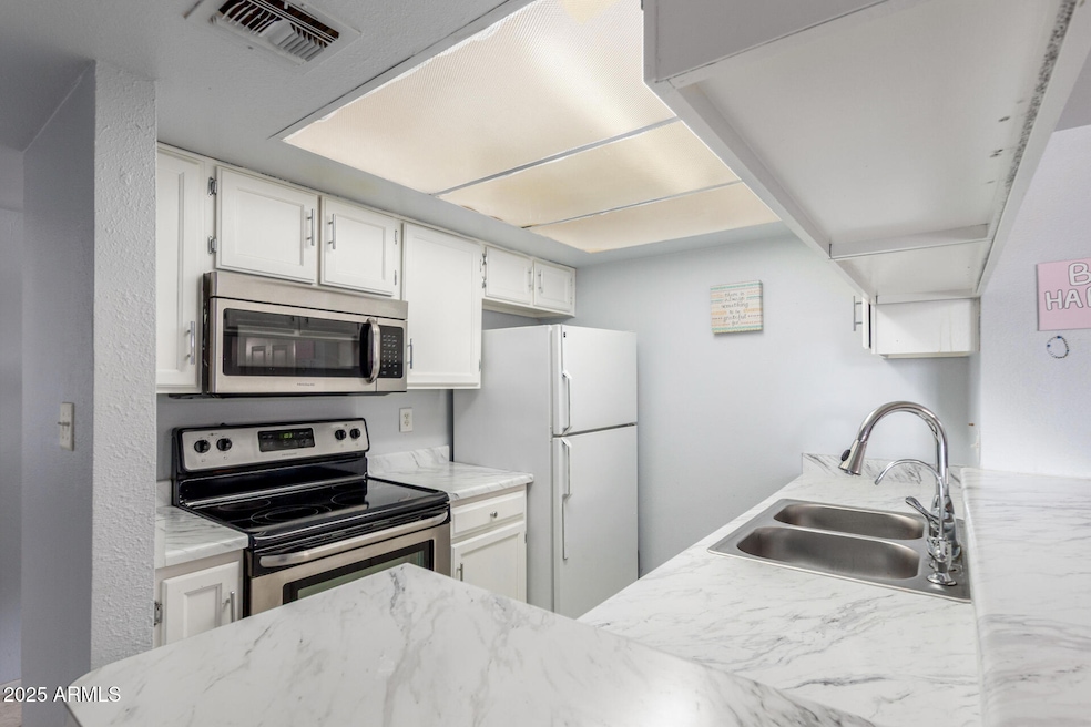 540 N May unit 2132, Mesa, AZ 85201 - photo 1