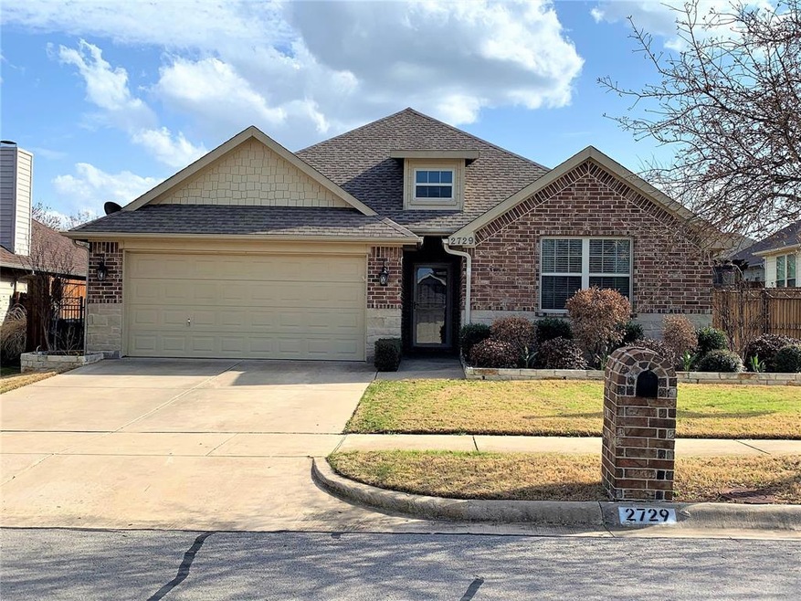 2729 Westglen Dr, Denton, TX 76207 - photo 1