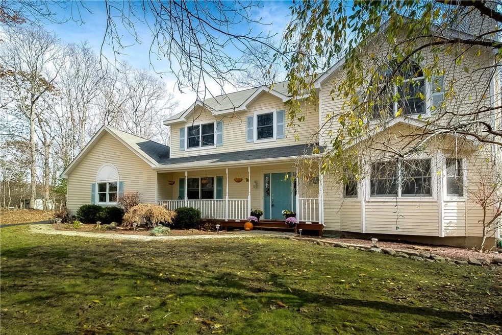 35 Elvis Blvd, Chester, NY 10918 - photo 1