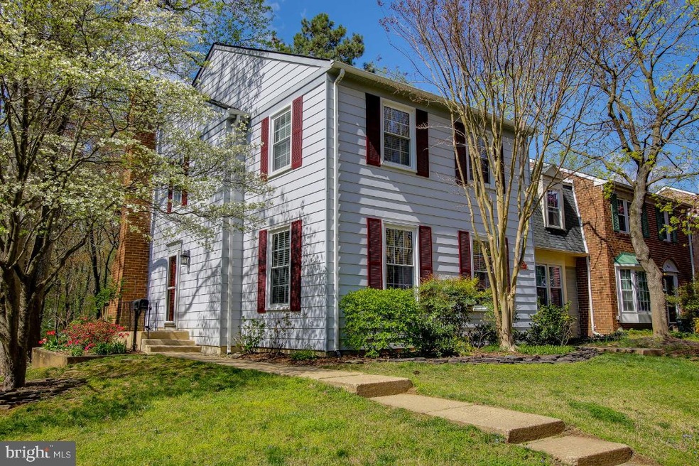 1772 Sandy Ct, Crofton, MD 21114 - photo 1