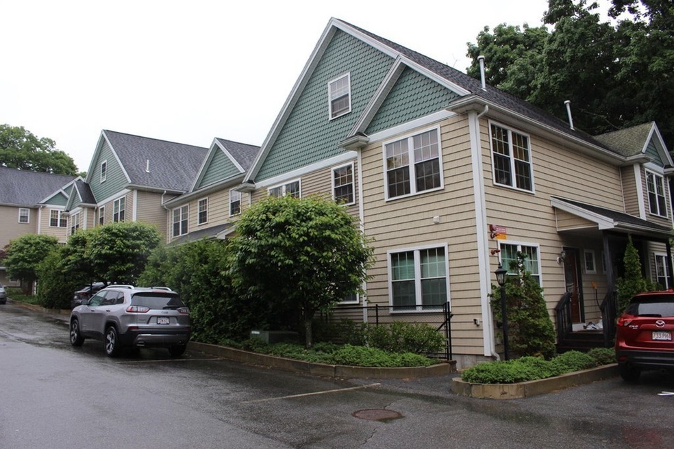 8 Grant St unit 9, Natick, MA 01760 - photo 1