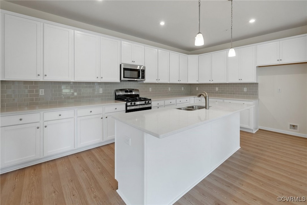 This kitchen is every entertainer's dream! 
CONDO
